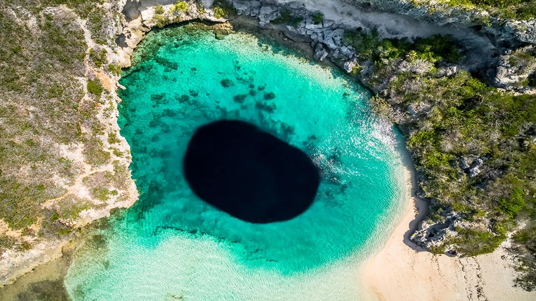 Багамские острова голубая дыра